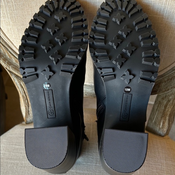 Giani Bernini Black Ankle Boots with Buckle Detail - Picture 9 of 14